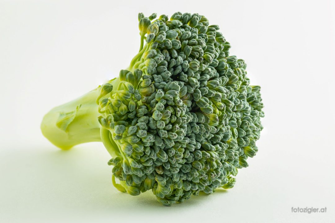 Broccoli mit Fokus-Stacking und Fokus-Bracketing