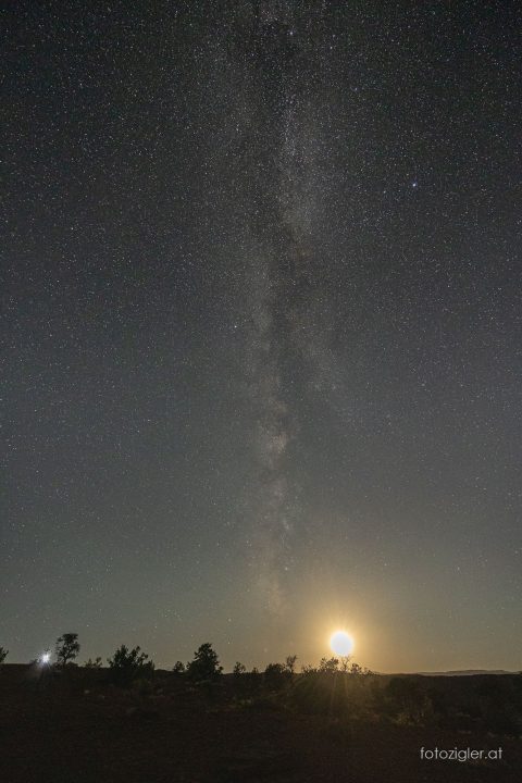 Canyonland NP/USA mit Vollmond - September